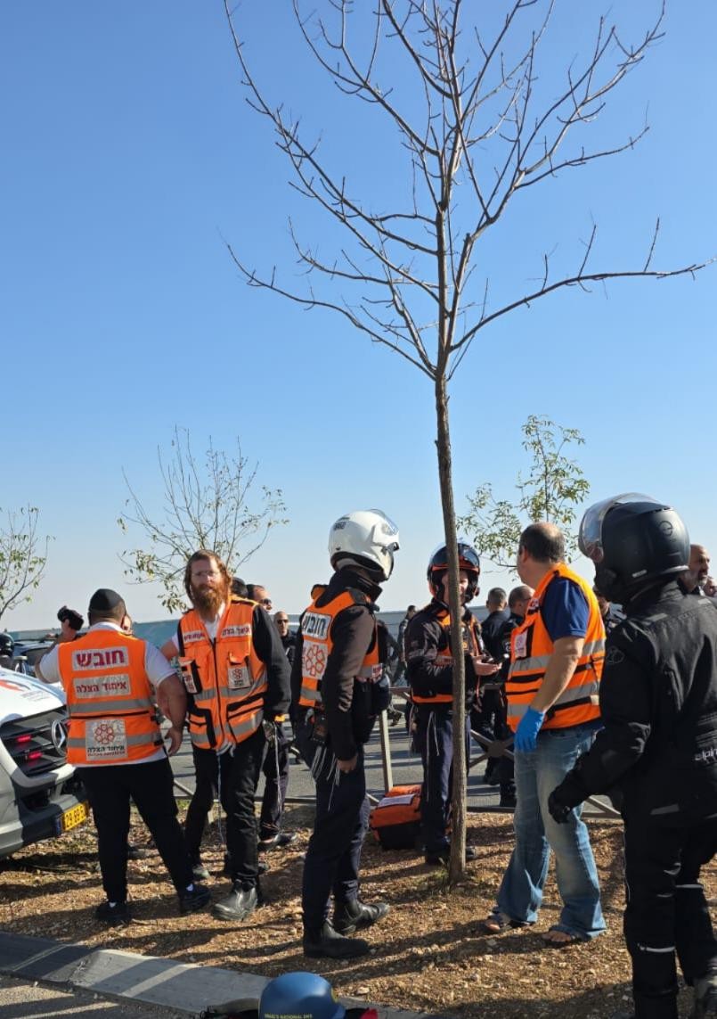 מחבל ניסה לדקור חייל סמוך לפסגת זאב, עובר אורח נטרל אותו