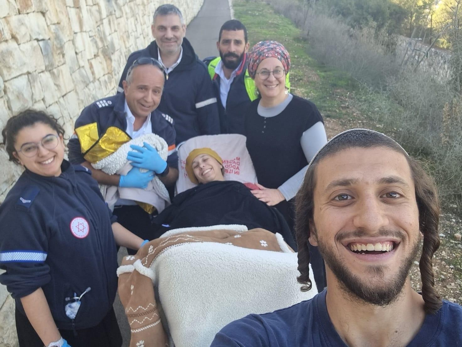 לידה מרגשת באמצע היער: הסיפור הלא יאומן של הלל ונתן שטיין