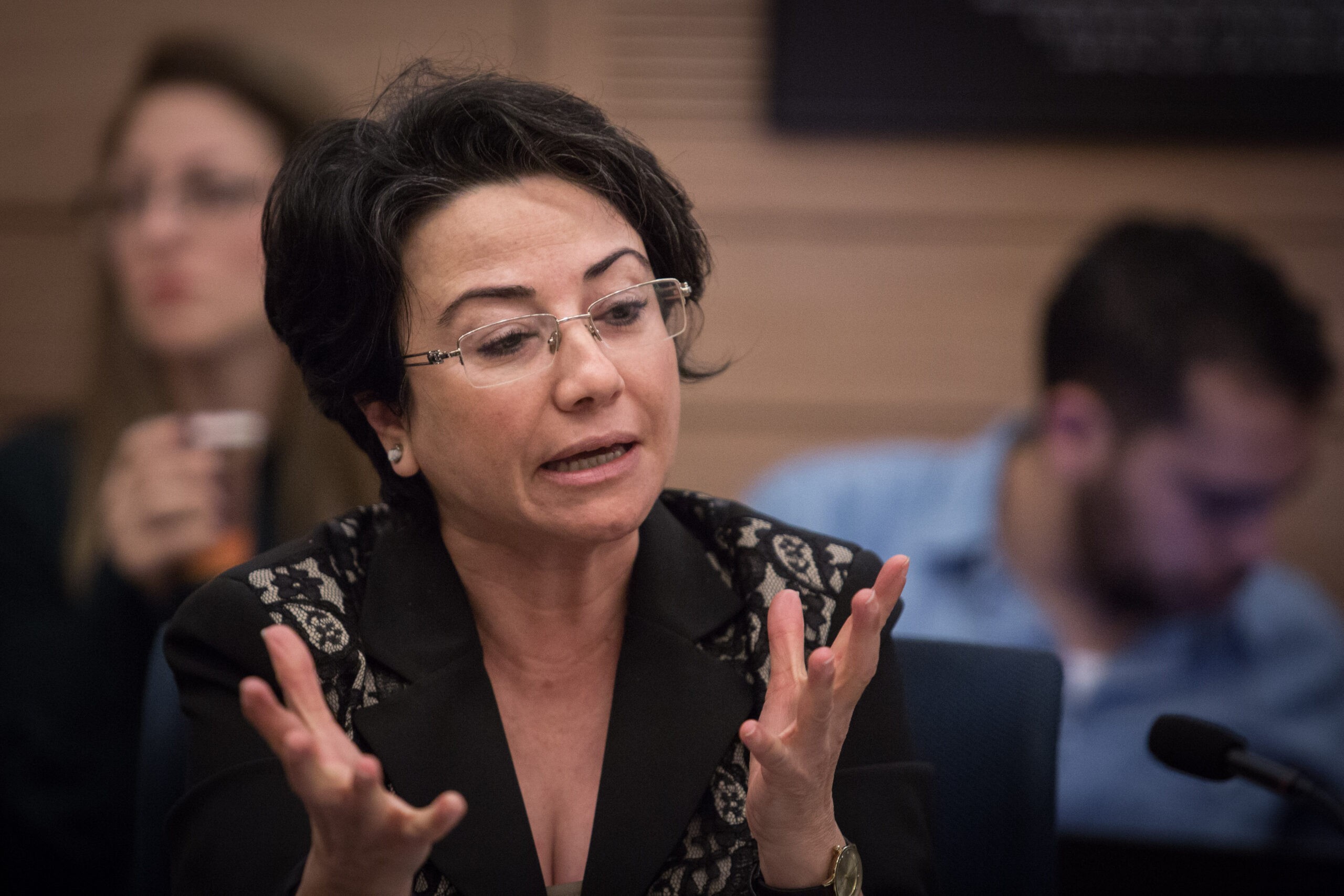 ח"כ לשעבר חנין זועבי עוכבה לחקירה - החשד: הסתה לטרור