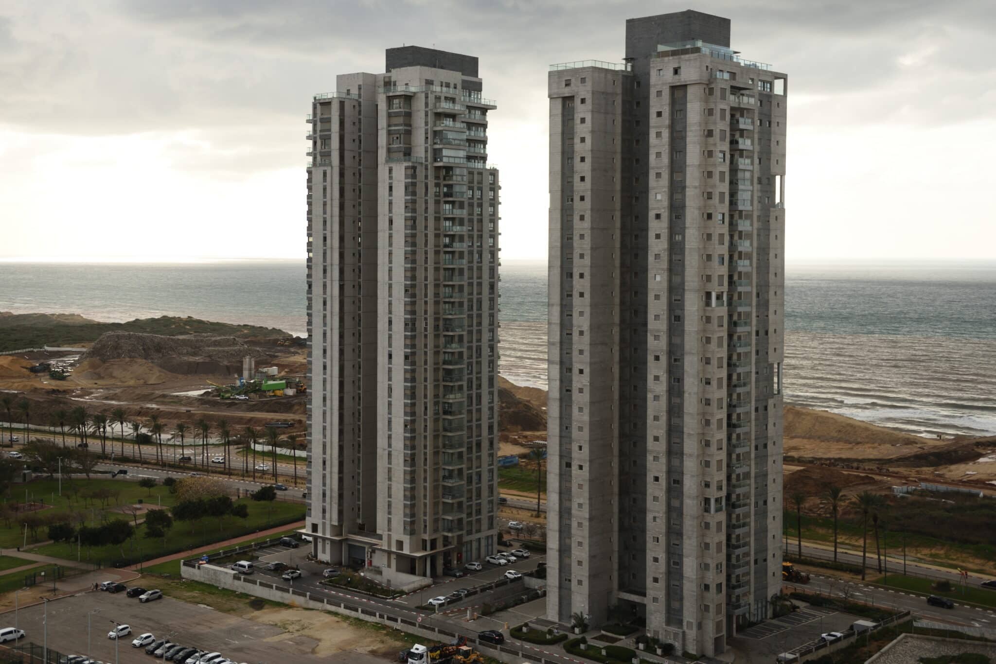 השוק תקוע: עשרות אלפי דירות לא נמכרות, הקונים נעלמים