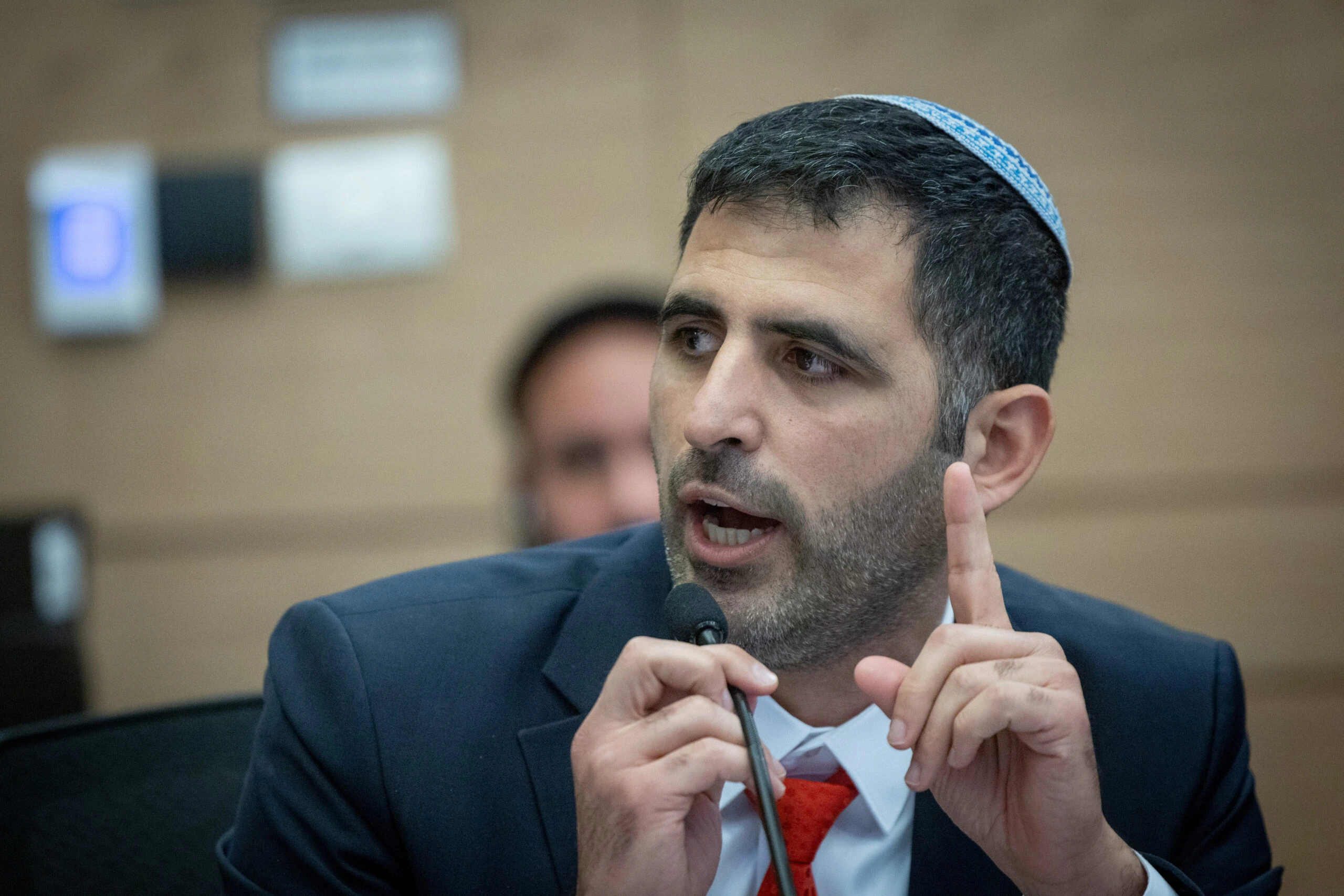 בתמיכת ש"ס: הכנסת אישרה את פיצול חוק התקשורת של השר קרעי