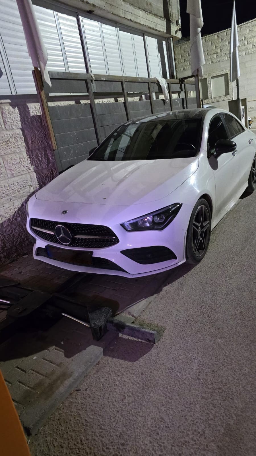 תשעה רכבי יוקרה עוקלו ע"י רשות המיסים בשל חוב של מיליון ש"ח