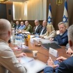 בניגוד לדיווחים: "מתקיימים מגעים לעסקה – גם ברגעים אלה"