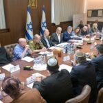 גורם בכיר: "נצמדים להודעת טראמפ – שכל החטופים ישוחררו בשבת"