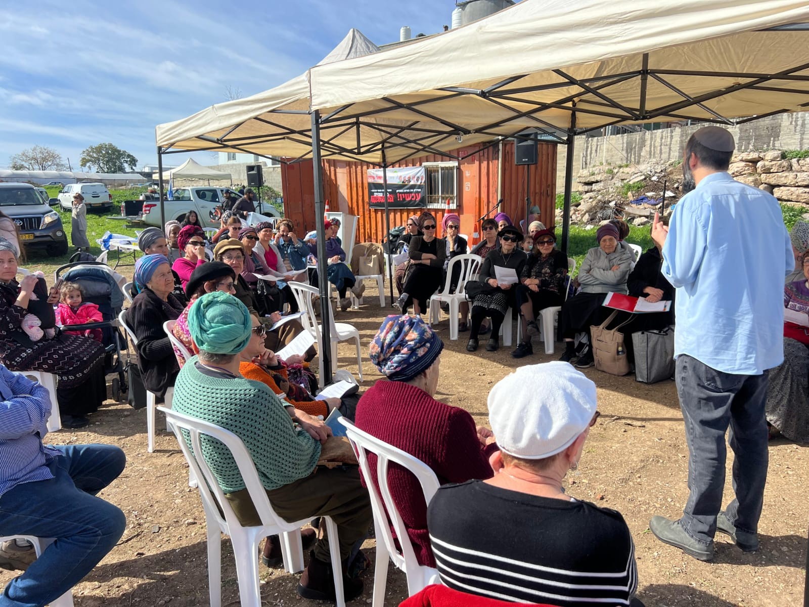בדרישה לביטחון: מאות מתיישבים בעצרת מחאה בכפר פונדוק