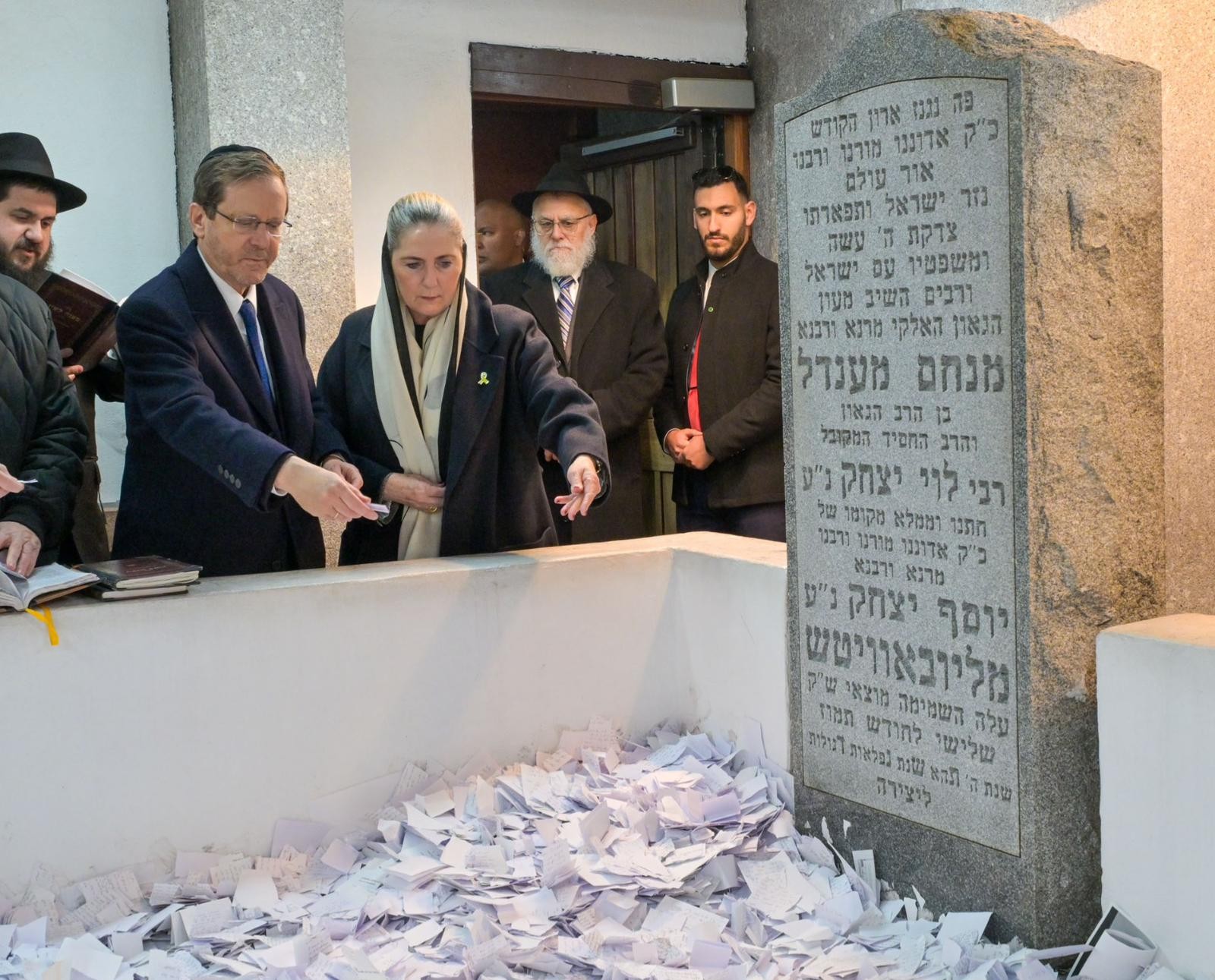 מרגש: נשיא המדינה ביקר בציונו של הרבי מליובאוויטש
