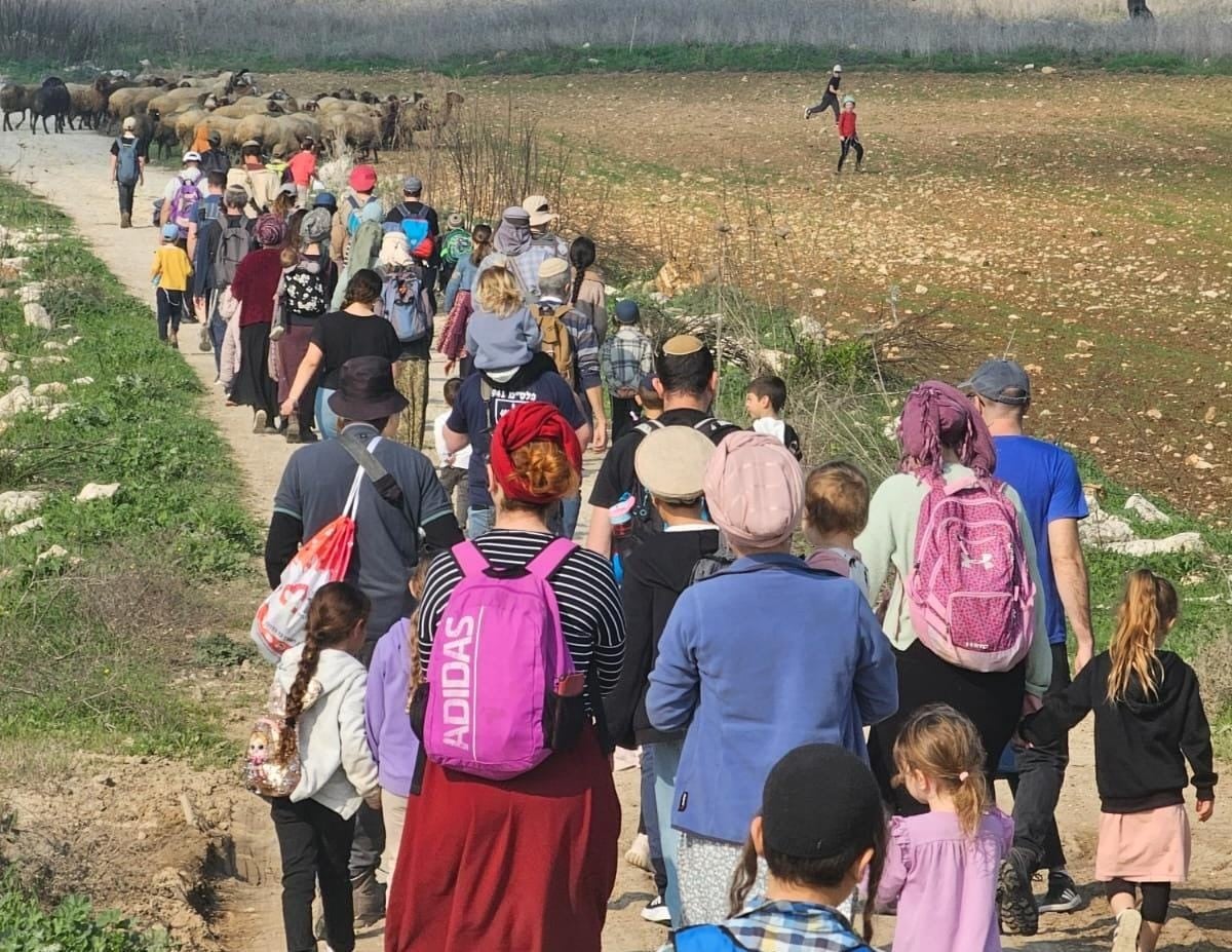 7 שנים לתאונה הקטלנית: עשרות טיילו בעמק שומרון לזכר ההרוגים