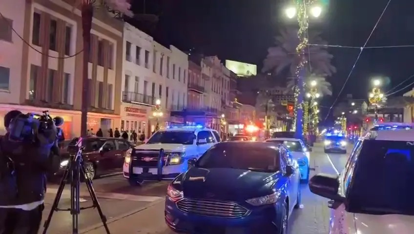 ה-FBI: אין קשר בין הפיגוע בניו אורלינס לפיצוץ מכונית הטסלה