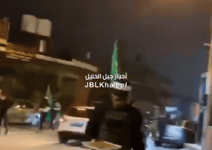 חלוקת בקלאוות ומצעדי חמושים: ביו"ש חוגגים את שחרור המחבלים