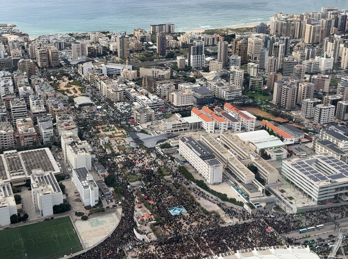 עוקבים אחר המטרה הבאה? תיעוד מטוסי צה"ל בשמי ביירות | צפו