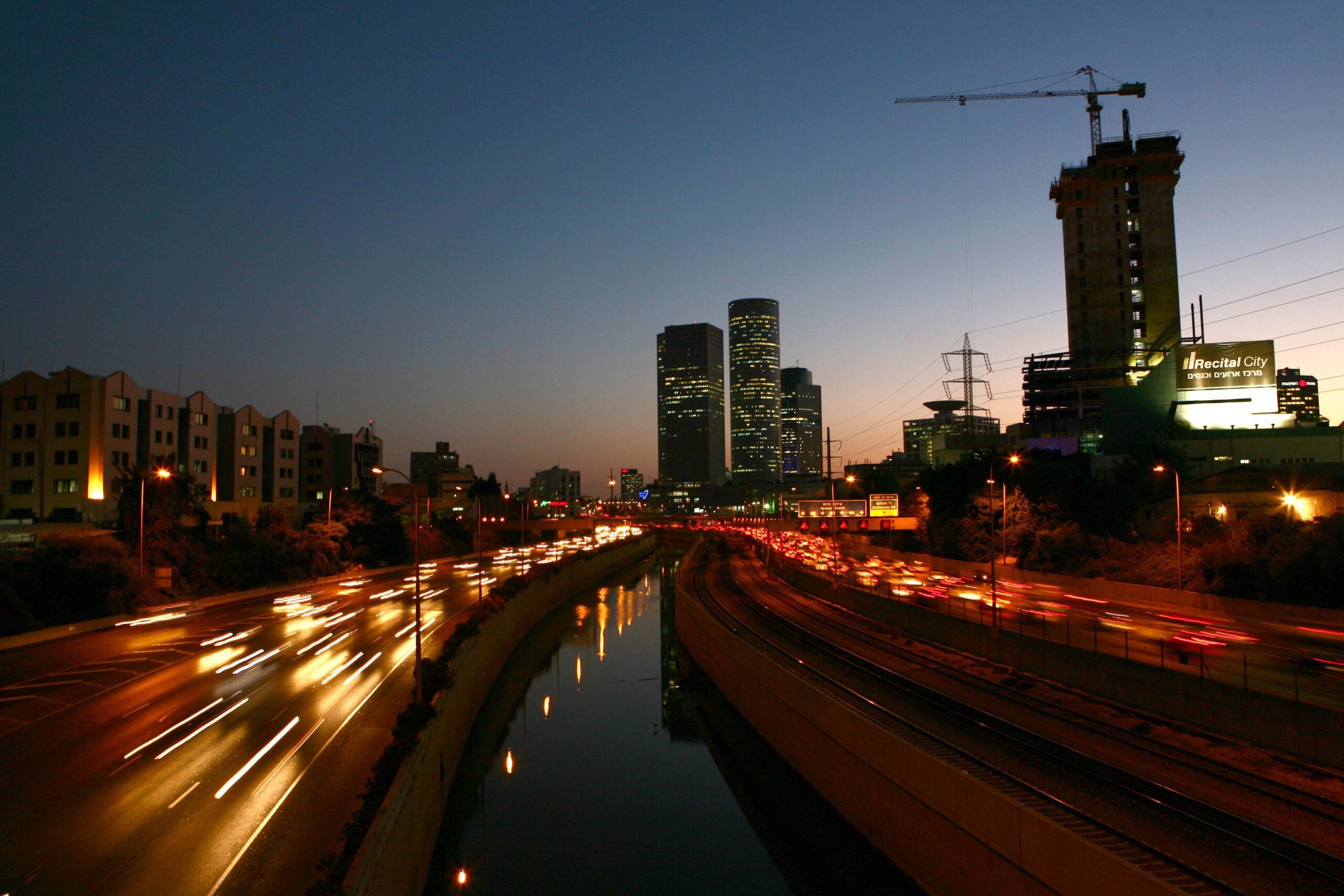 היערכו בהתאם: עבודות יובילו לחסימות זמניות בנתיבי איילון