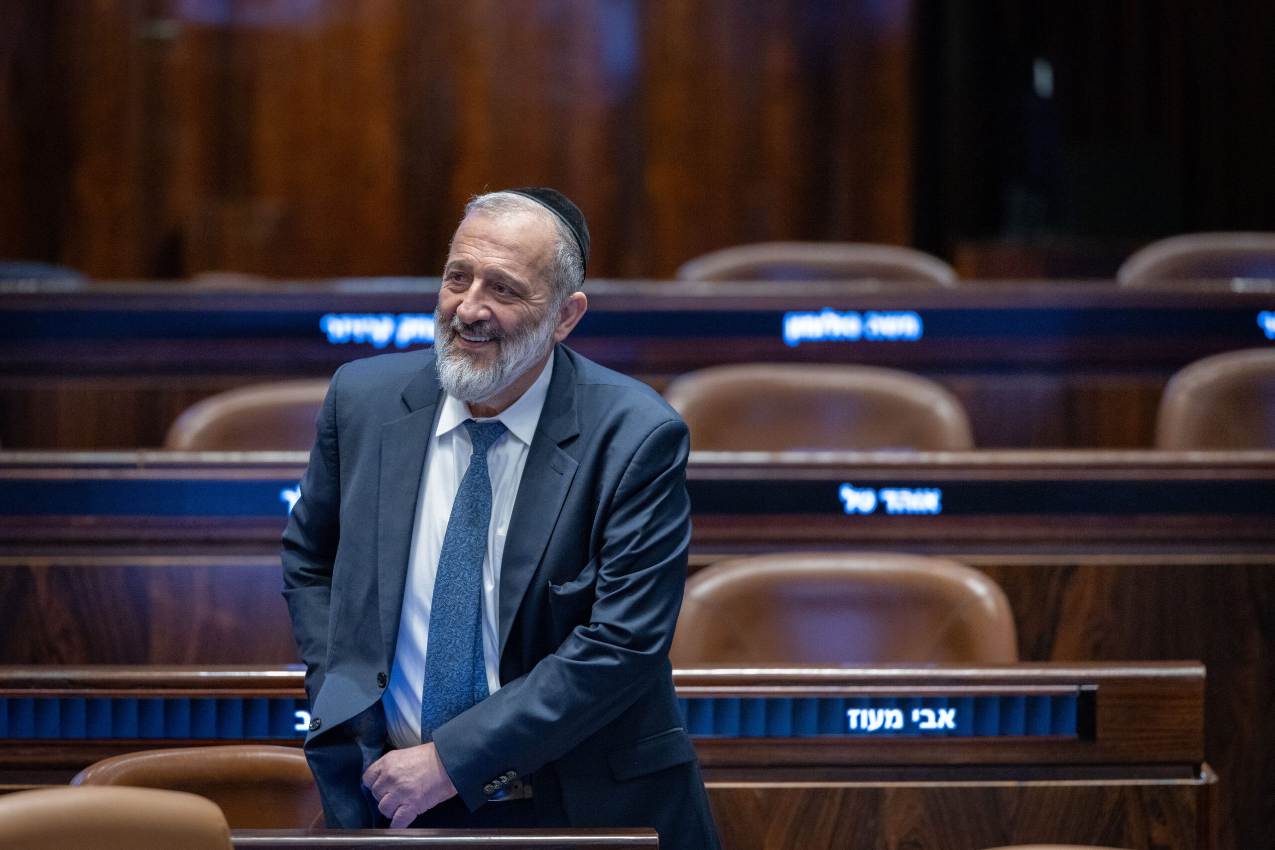 דרעי בירך את טראמפ: "פועל כשליח האל למען העם היהודי"