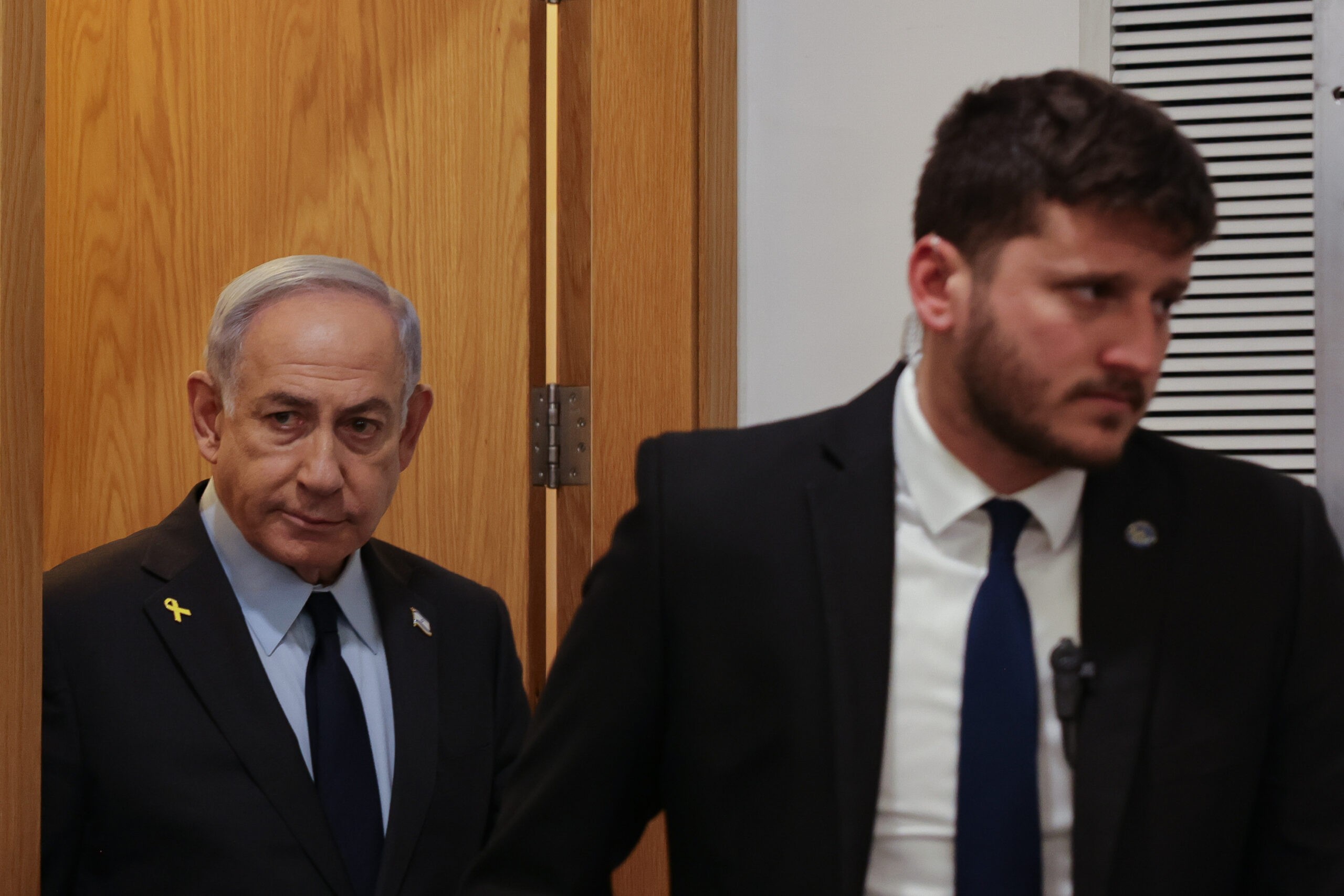 התובעת האשימה את ראש הממשלה בפגיעה בשלטון החוק