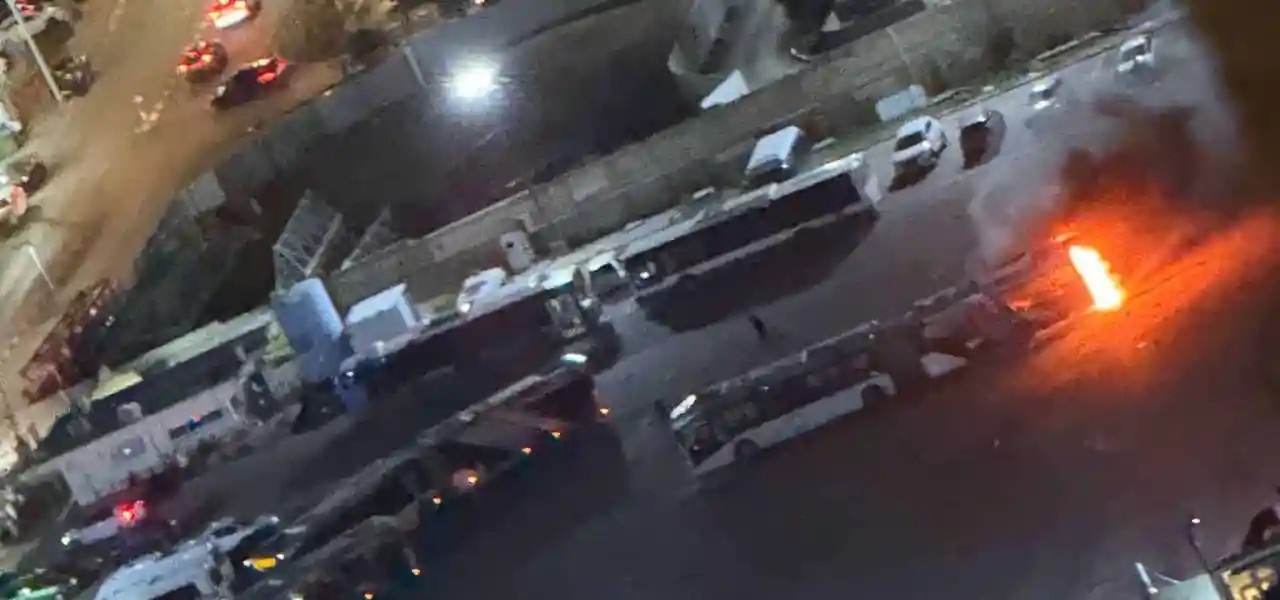 דיווח על פיצוץ באוטובוס בבת ים: אין נפגעים, הרקע נבדק