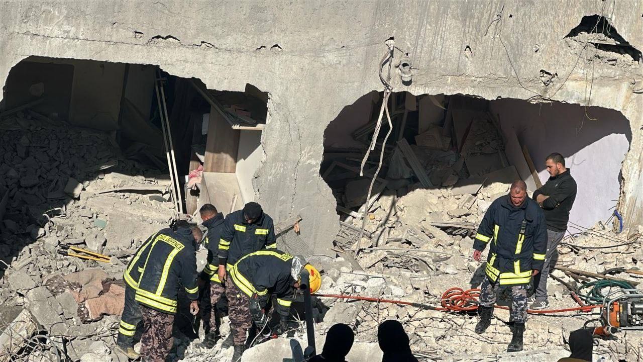 כמו בעזה ובלבנון: נמלטים ממחנות טרור, ומוצאים מקלט בבתי ספר