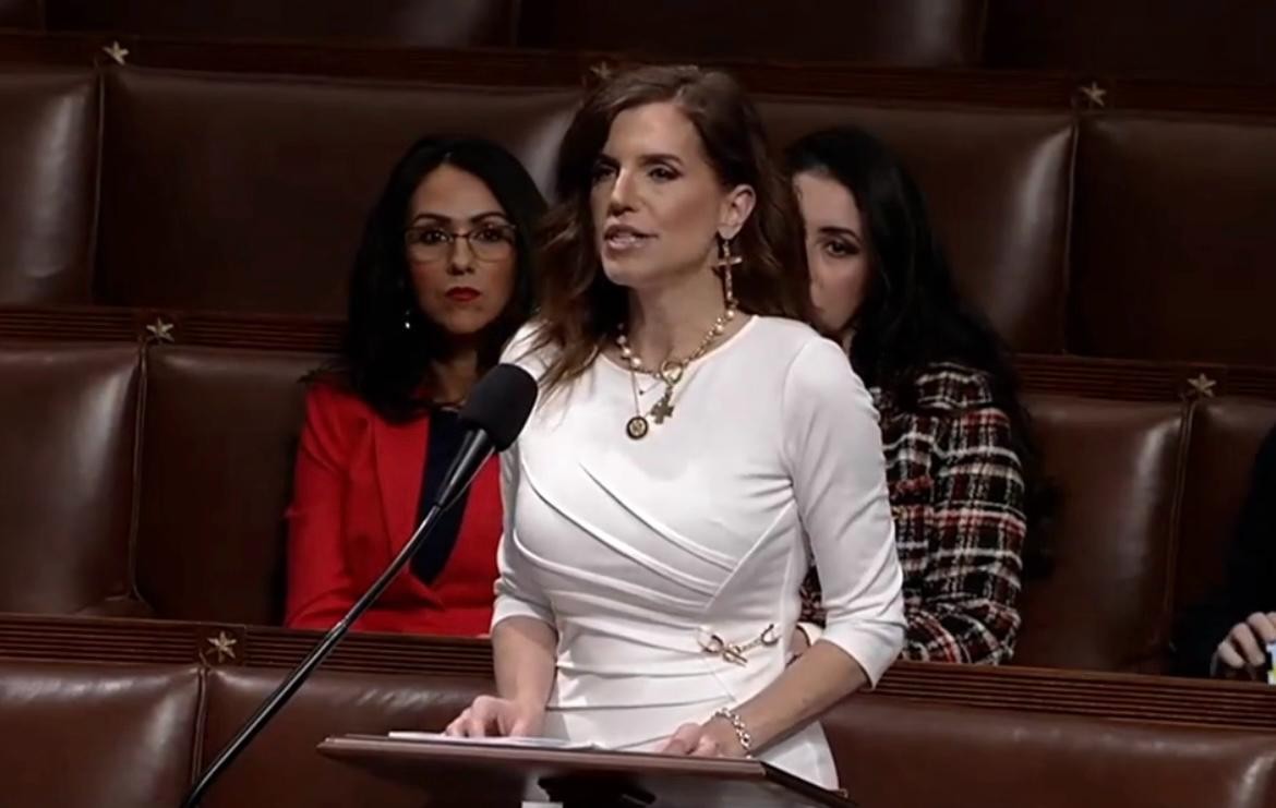 חברת הקונגרס בנאום מזעזע: "נאנסתי, תובע דרום קרולינה מטייח"