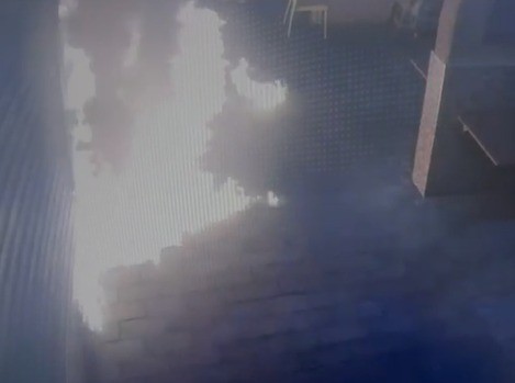 בדואי שרף בית עסק לאחר שביקש הנחה עבור הקפה וסורב | תיעוד