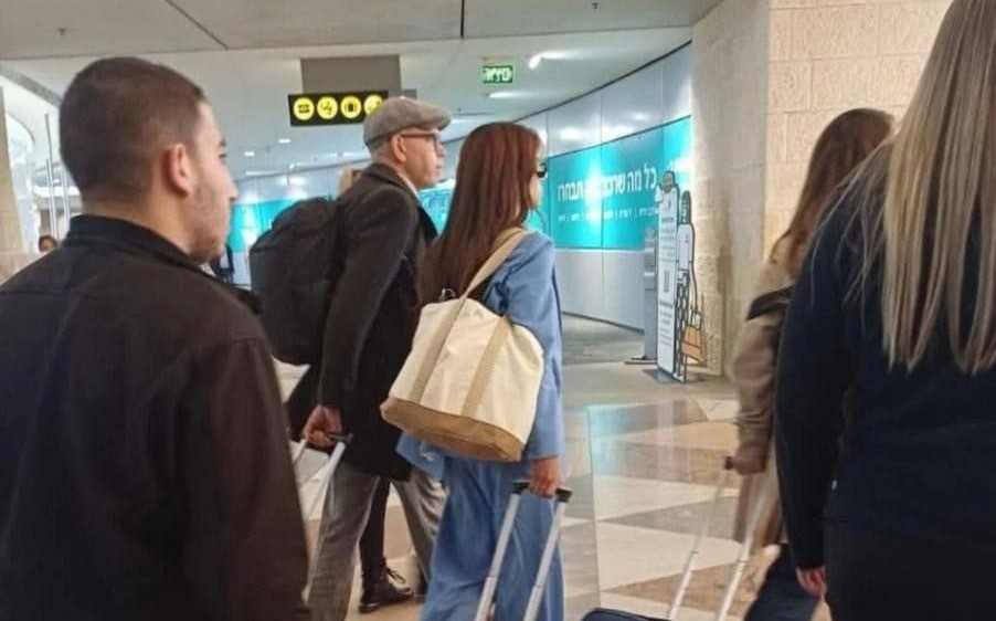 לאחר שנחתה: חברת הפרלמנט האנטי-ישראלית גורשה מהארץ | תיעוד