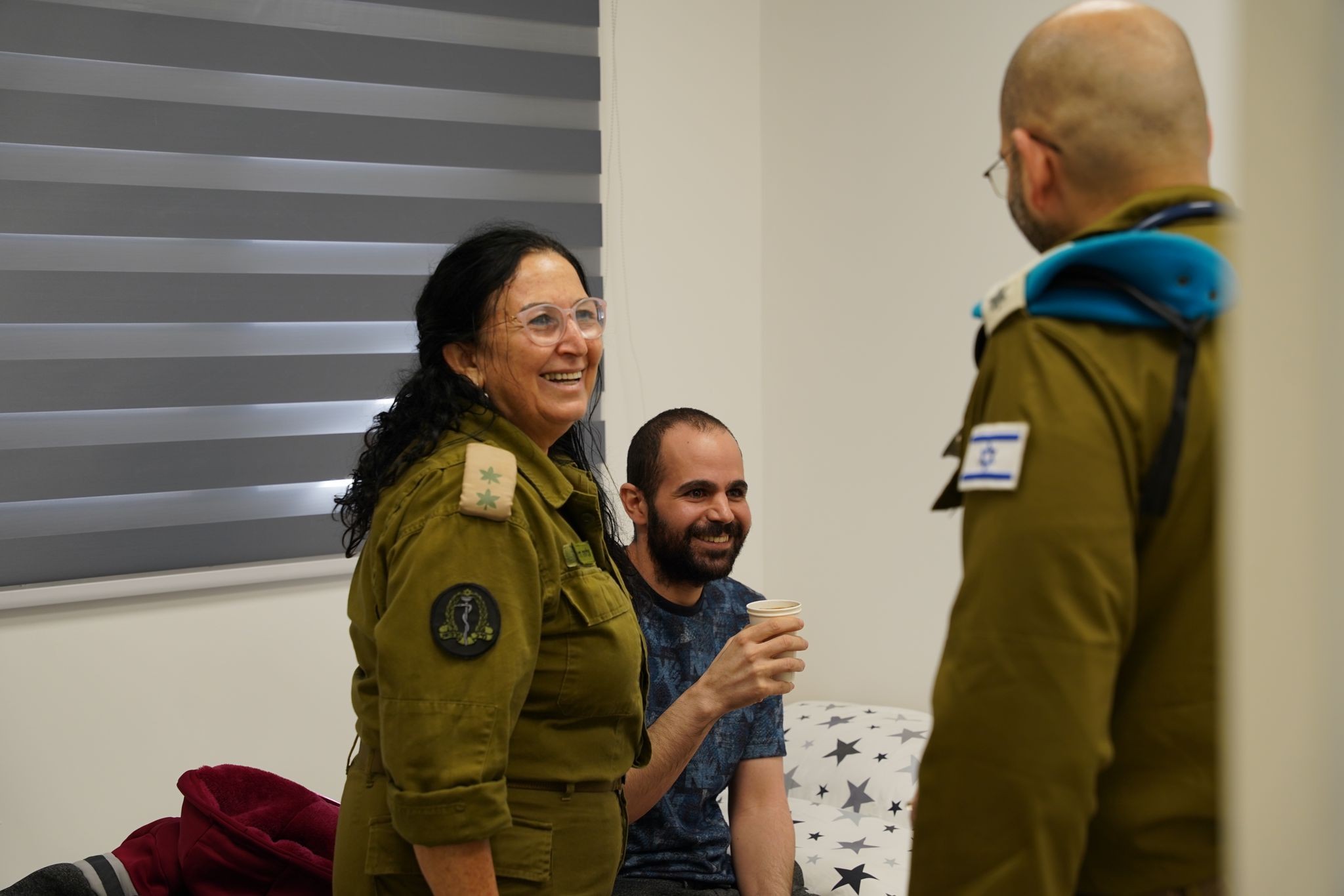 נתניהו: מחבקים את 3 השבים וחושבים על שירי, אריאל וכפיר ביבס