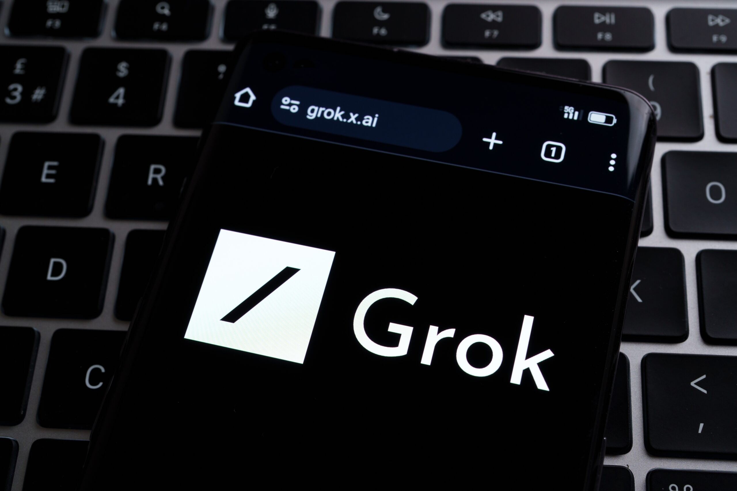 שאלנו את Grok: מתי ארה"ב תתקוף באיראן?