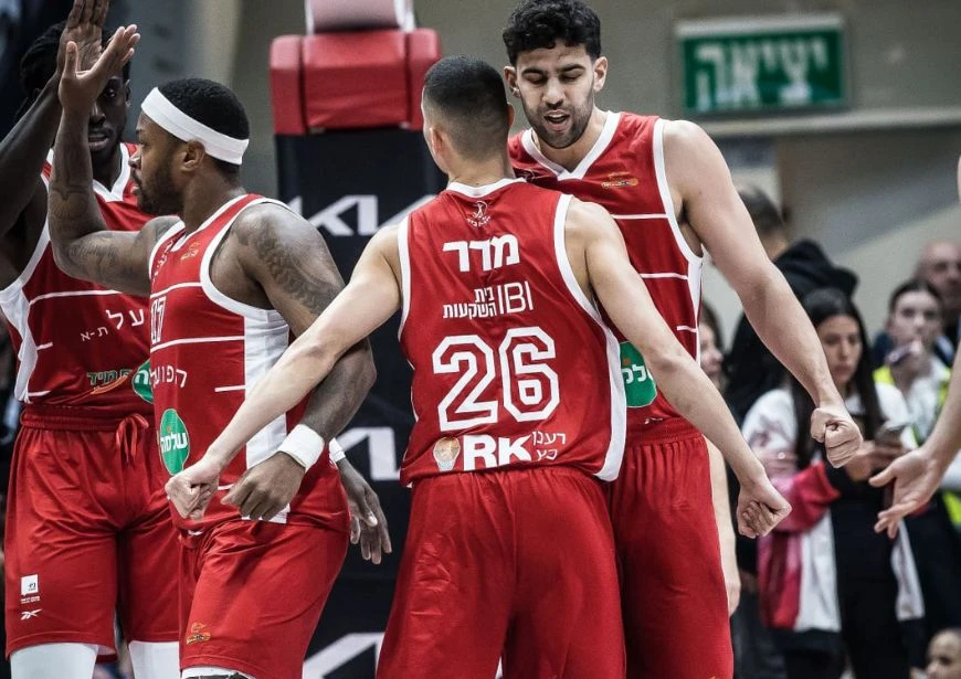 חצי נקמה: הפועל תל אביב ניצחה 70:76 את מכבי בדרבי
