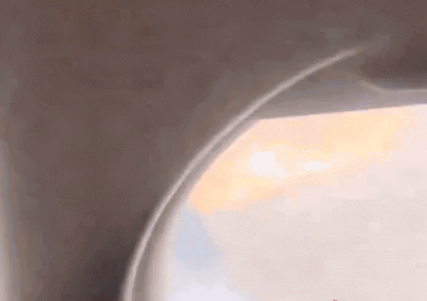 שוב תקרית חריגה בארה"ב: מטוס עלה באש כשהנוסעים בתוכו