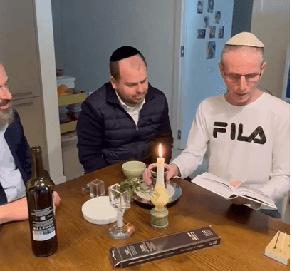 אוהד בן עמי בטקס ההבדלה: "כל השבי הרגשתי שמישהו שומר עליי"