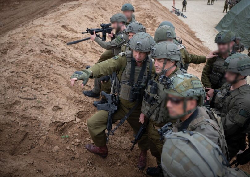 הרמטכ"ל נכנס לעזה ושוחח עם הלוחמים: "תהיו מוכנים, ודרוכים"