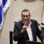גם בהתנתקות לא היה לו מושג; כך גפני הגיב לכתבנו מוטי קסטל