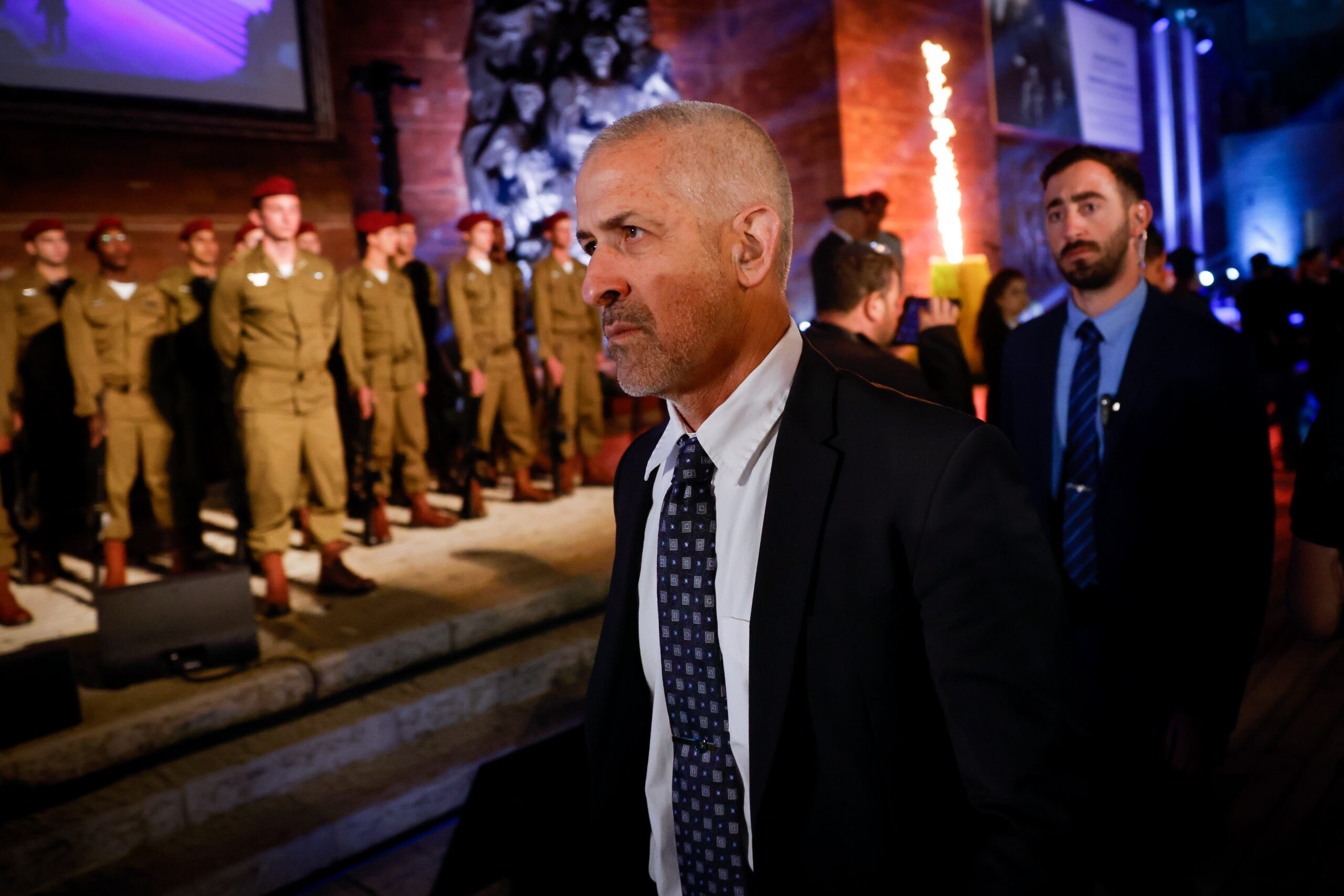 מסיכולים מוצלחים ועד הכישלון הגדול: קווים לכהונתו של בר