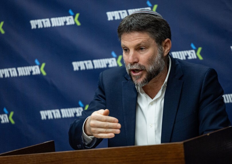 לאחר התמיכה של משרד החינוך בשביתת המורים - שר האוצר תוקף