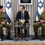 הרצוג בפגישתו עם זמיר והלוי: "להוציא את הפוליטיקה מצה״ל"
