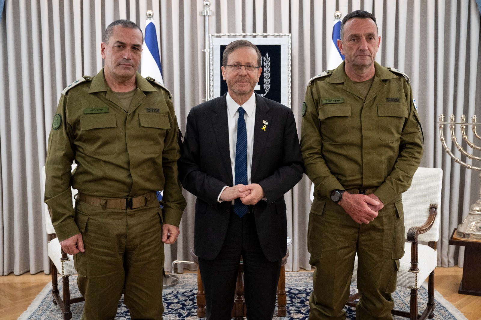 הרצוג בפגישתו עם זמיר והלוי: "להוציא את הפוליטיקה מצה״ל"