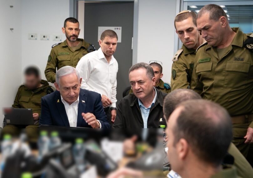 "המכות שלנו רק יילכו ויתגברו": המסר של השר כ"ץ מהבור בקריה