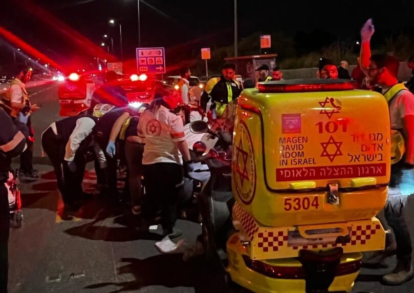 רוכב אופנוע בן כ-30 נפצע קשה בהתנגשות עם רכב ליד קיבוץ עינת