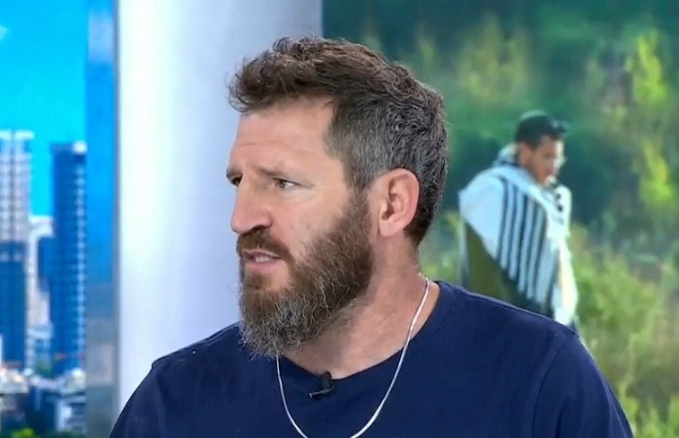 חזה את הפציעה של עצמו: הסיפור הבלתי נתפס של יונתן בהט | צפו
