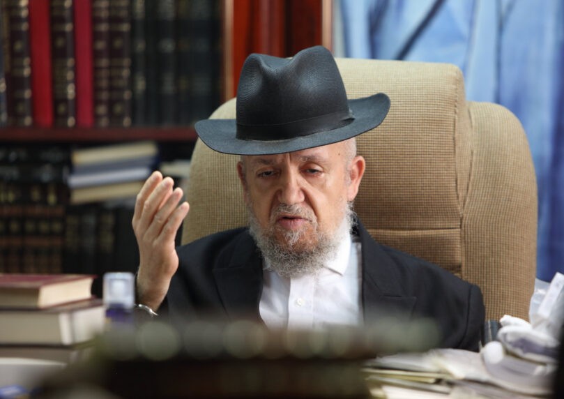 ראש ישיבת כיסא רחמים הרב מאיר מאזוז הלך לעולמו