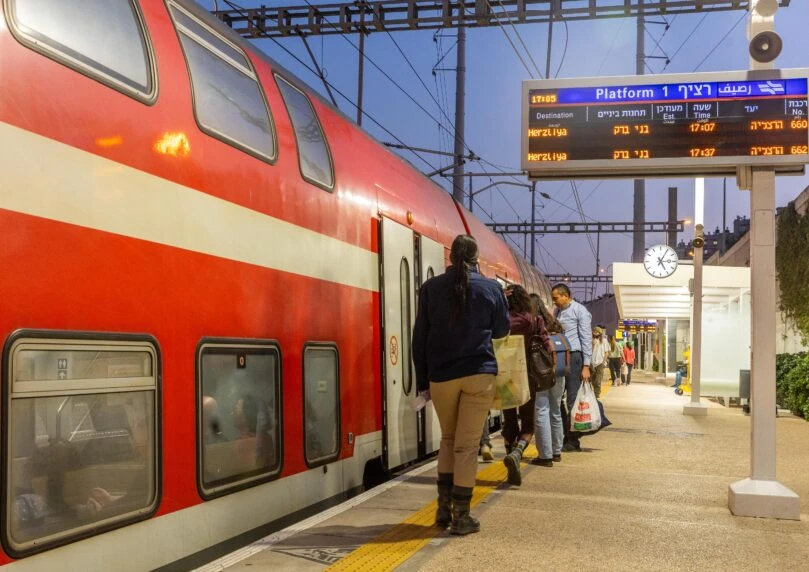 בלי פקקים או טיסות: אושרה הקמת רכבת מהירה לאילת