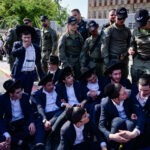 מהומות בבקו"ם: מתגייסים חרדים הותקפו על ידי קיצוניים