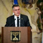 בעקבות הסנקציות: שר החוץ זימן את שגרירת הולנד לשיחת נזיפה
