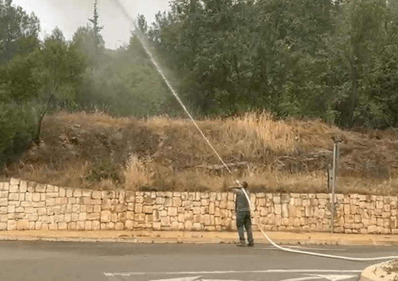 ראש עיריית בית שמש מבהיר: "אין בשלב זה סכנה לתושבי העיר"