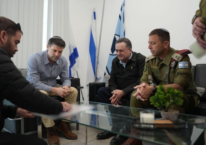 כ"ץ: לא נאפשר בנייה ערבית בלתי חוקית שמאיימת על ההתיישבות