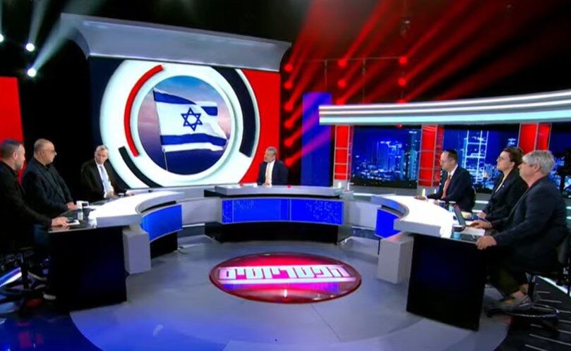 קבלו אותה: הפאנליסטית החדשה של הפטריוטים