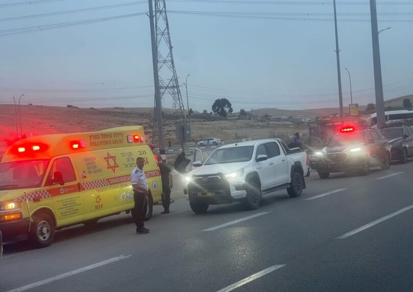טרגדיה: תינוק בן שנה נהרג מפגיעת רכב בכניסה לביתו
