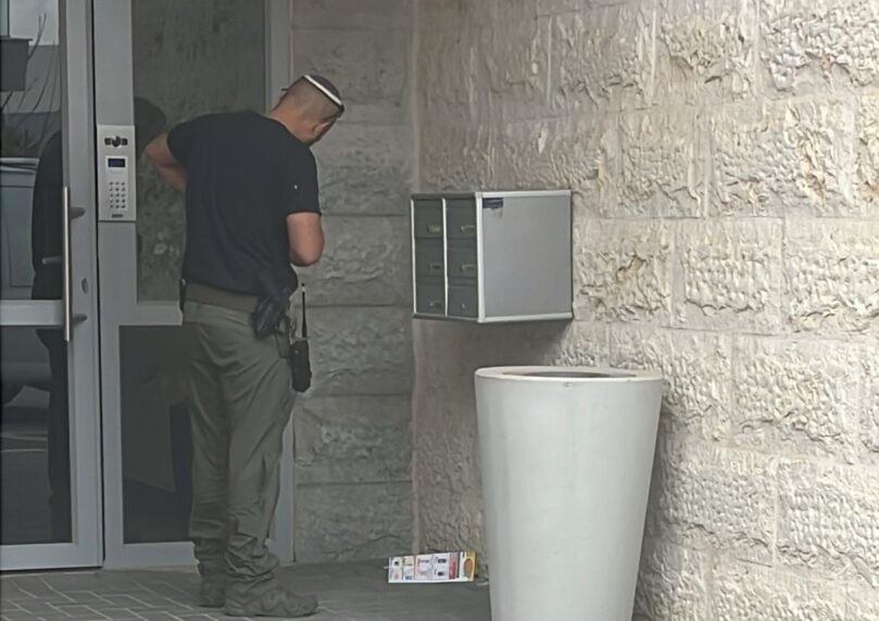 מעטפה חשודה נשלחה לח"כ נוסף, חומר לא מזוהה התגלה בתוכה