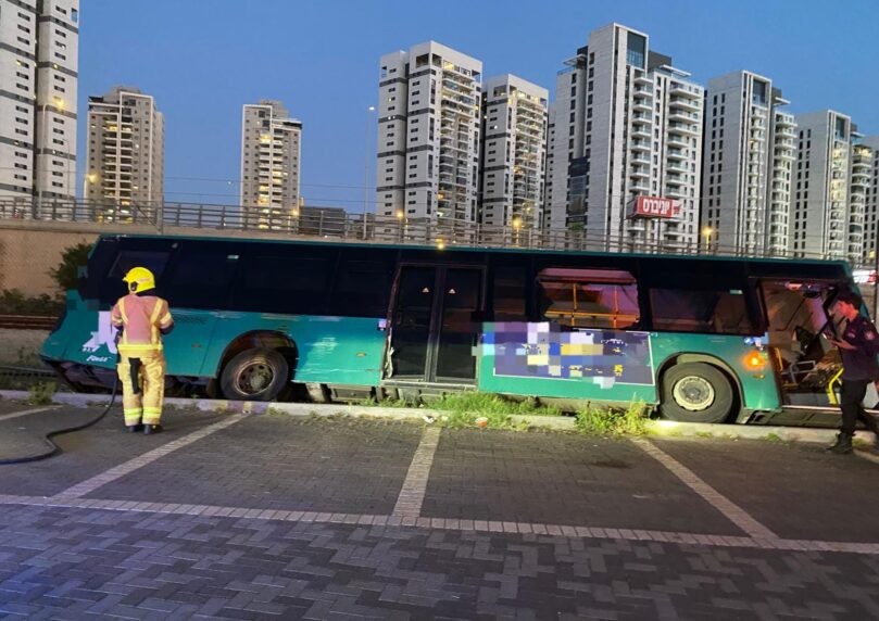 גנב אוטובוס, התהפך - ונעצר: "רציתי להגיע לליל הסדר"