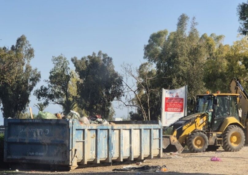 החג נגמר, הזבל נשאר: עומס אשפה בחופי הכינרת אחרי פסח