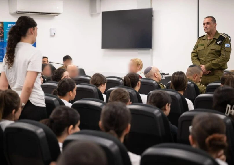 הרמטכ"ל בגיוס התצפיתניות: "אתן העיניים של המדינה"