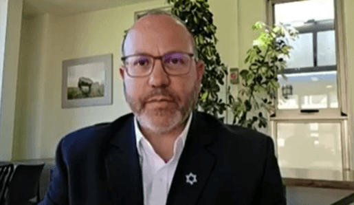 צביקה מור בביקורת חריפה על הקריאות לסיום המלחמה