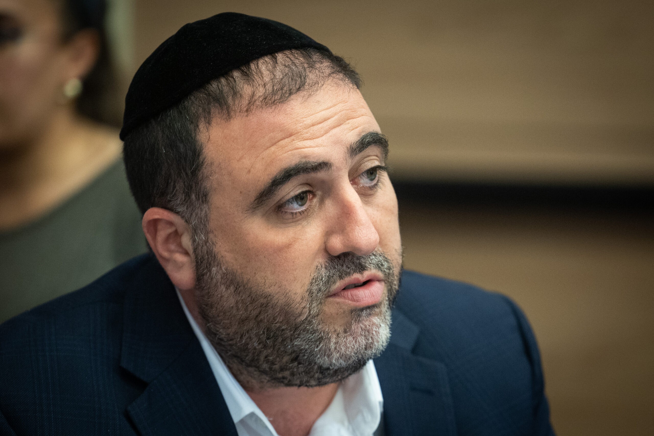 לאחר שהביע תמיכה בעזה: הדרישה לגרש את איימן עודה לרצועה